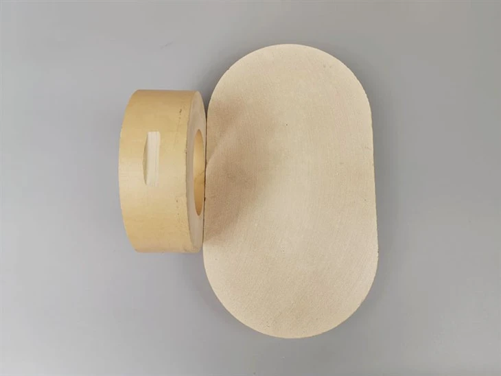 Zirconia slide plate for converter